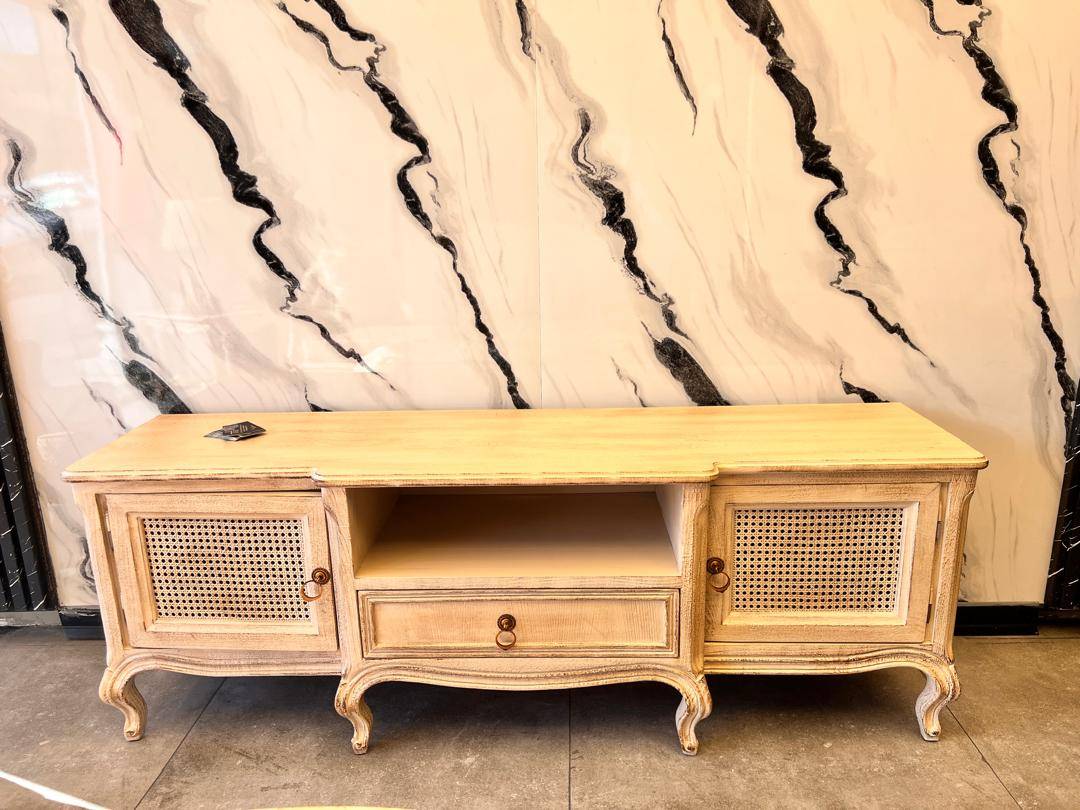 میز تلویزیون