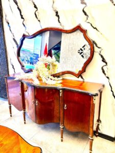 آینه و کنسول